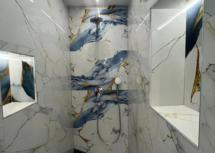 Helamoni, New 5 Star 2 Person With Pool Apartament