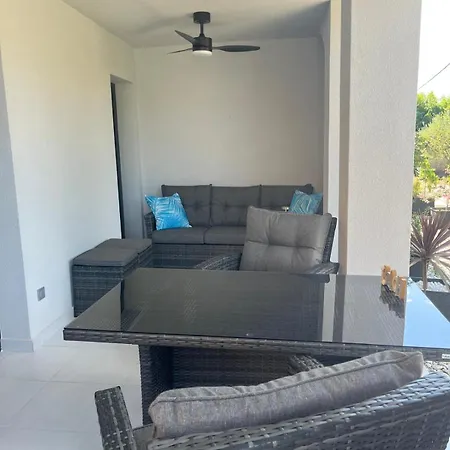 Helamoni, New 5 Star 2 Person With Pool