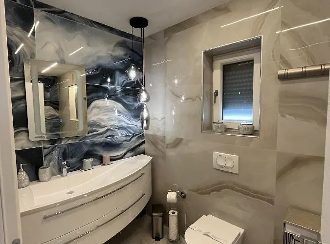 Apartamento Helamoni, New 5 Star 2 Person With Pool Malinska