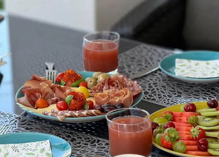 Helamoni, New 5 Star 2 Person With Pool Apartamento