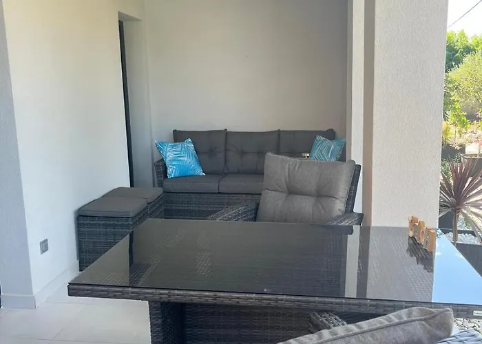 Helamoni, New 5 Star 2 Person With Pool